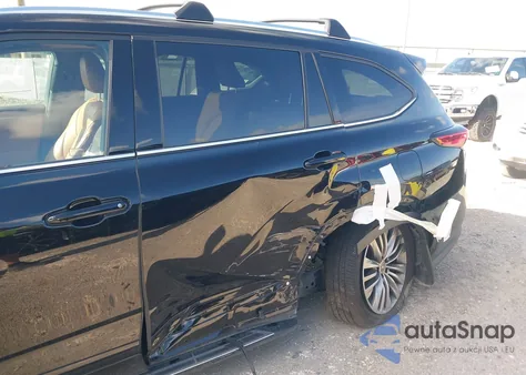 2021 Toyota Highlander Platinum from USA, damaged, VIN 5TDFZRBH4MS102623